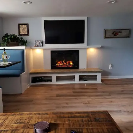 Luxury 2 Bedroom Apartment W/ Free Parking Washington Exterior photo