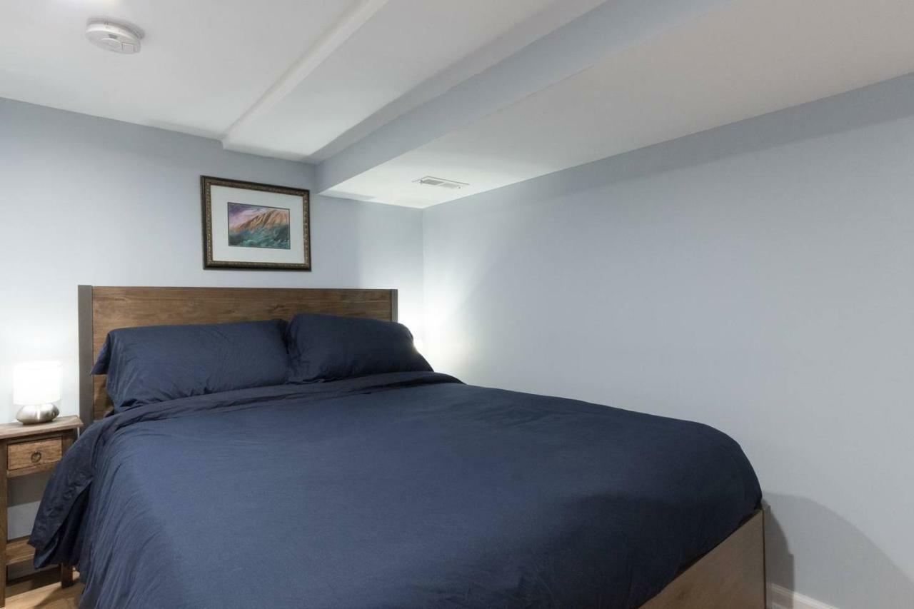 Luxury 2 Bedroom W/ Free Parking Hébergement de vacances Washington