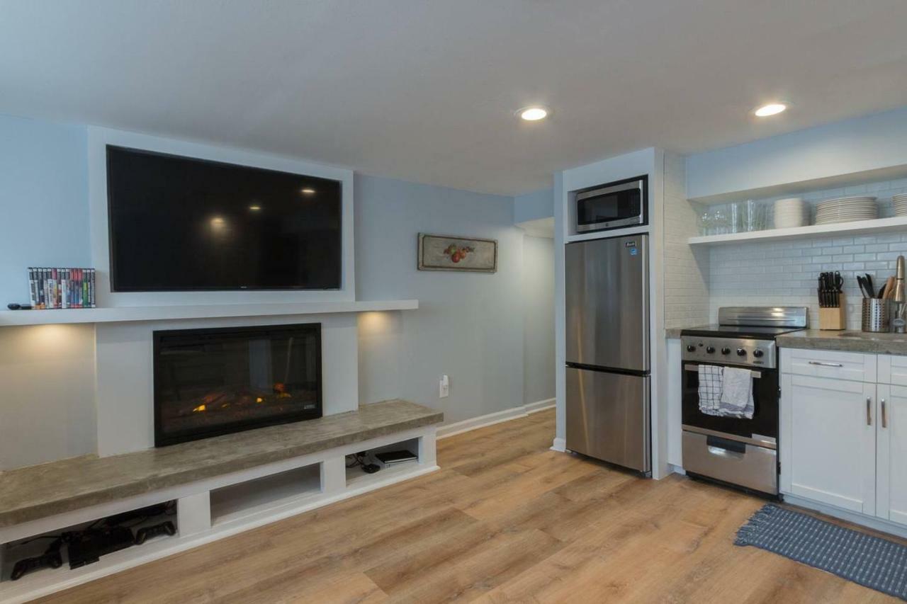 Hébergement de vacances Luxury 2 Bedroom W/ Free Parking *